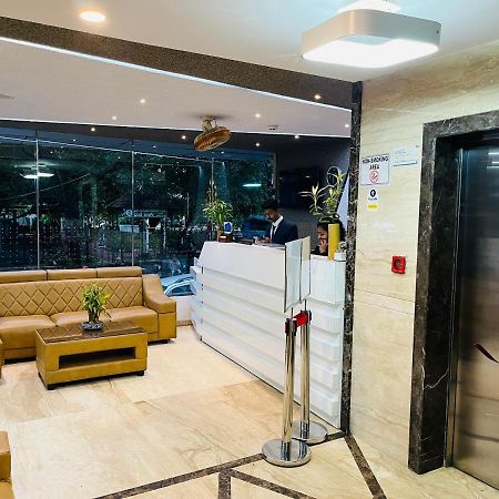 The Porch Inn Hotel/Service Apartments Bangalore Esterno foto