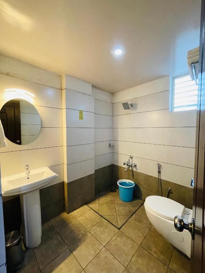 The Porch Inn Hotel/Service Apartments Bangalore Esterno foto