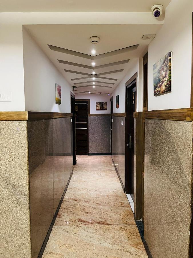 The Porch Inn Hotel/Service Apartments Bangalore Esterno foto