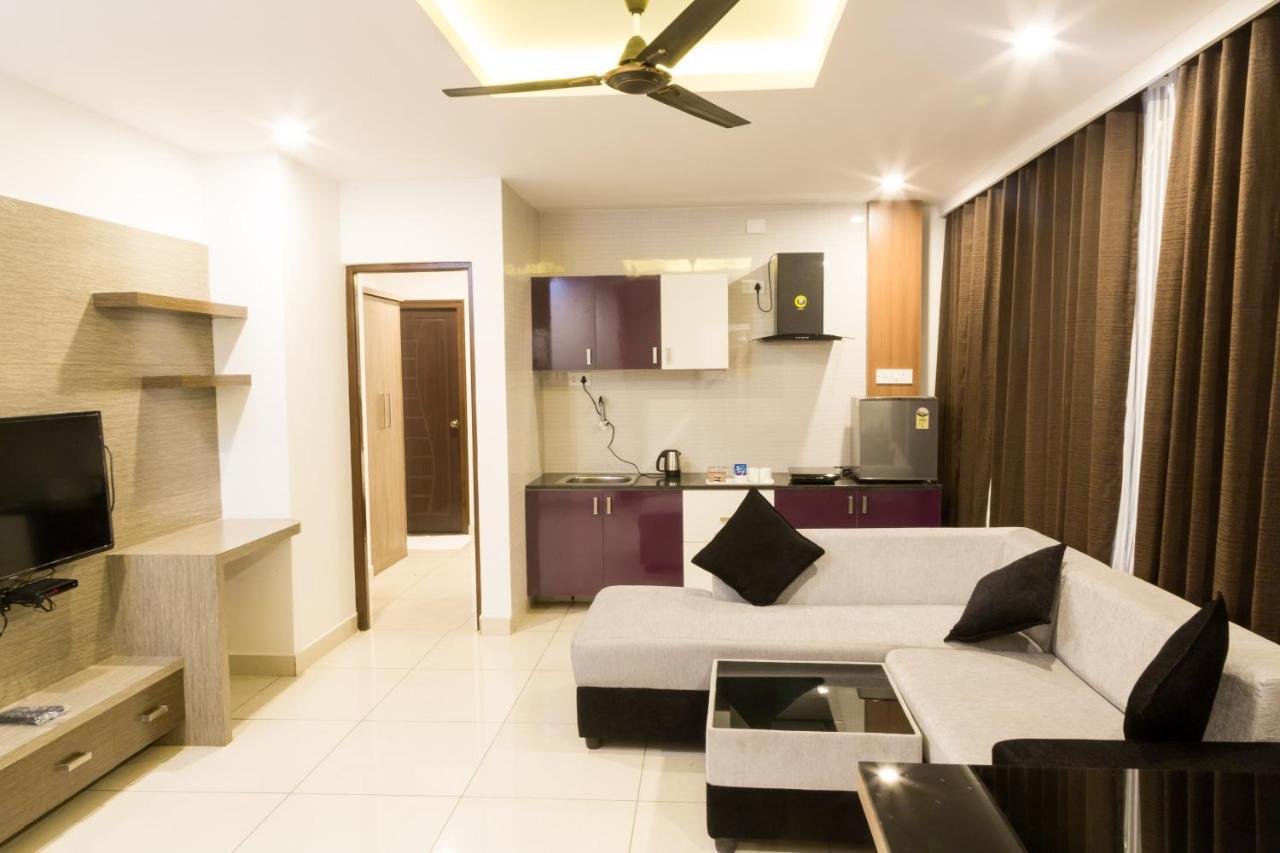 The Porch Inn Hotel/Service Apartments Bangalore Esterno foto