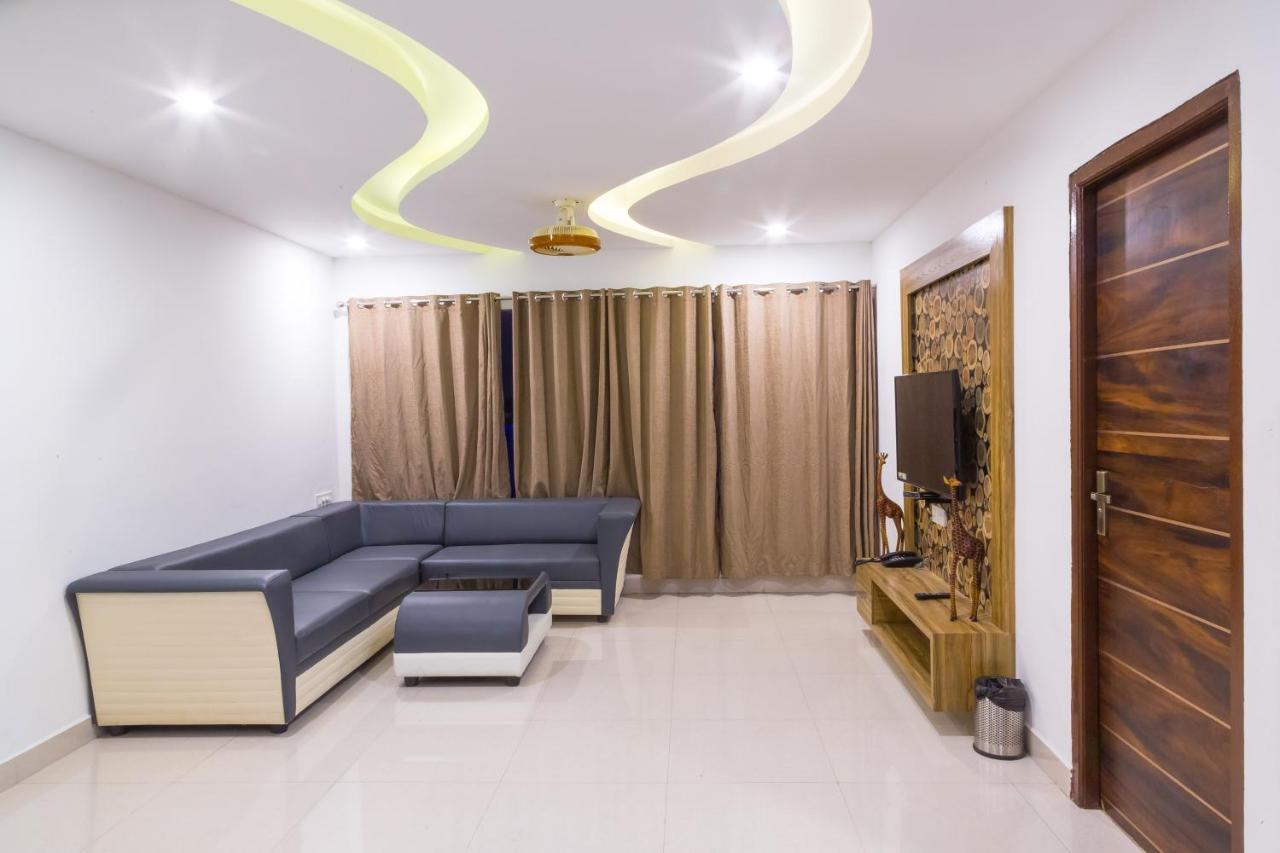 The Porch Inn Hotel/Service Apartments Bangalore Esterno foto