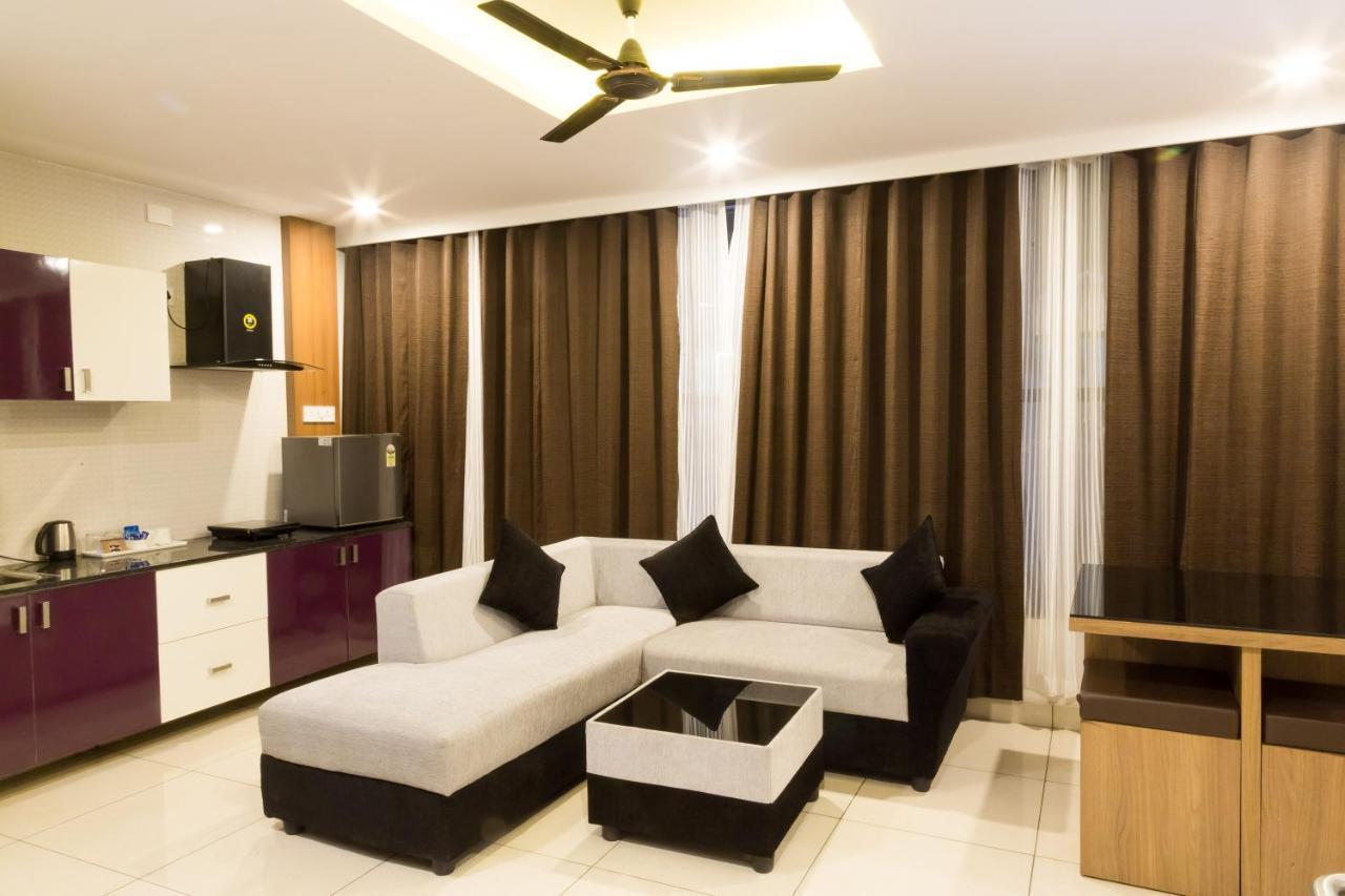 The Porch Inn Hotel/Service Apartments Bangalore Esterno foto