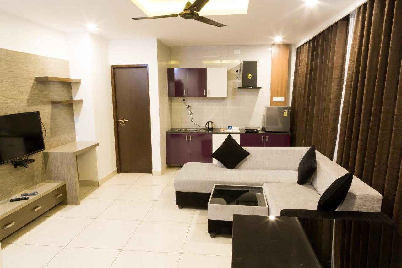 The Porch Inn Hotel/Service Apartments Bangalore Esterno foto