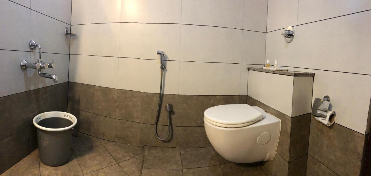 The Porch Inn Hotel/Service Apartments Bangalore Esterno foto